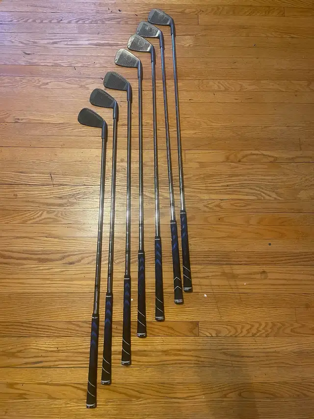5-8 Iron and Pitching Wedge Golf Set (Left-handed) in Golf in Oakville / Halton Region - Image 5