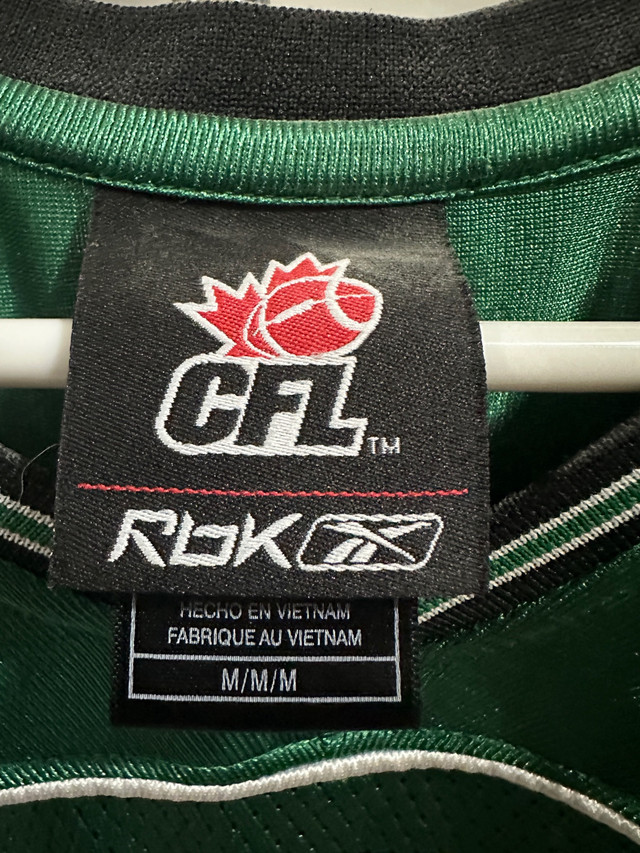 SK Roughriders CFL Jersey in Football in Saskatoon - Image 2