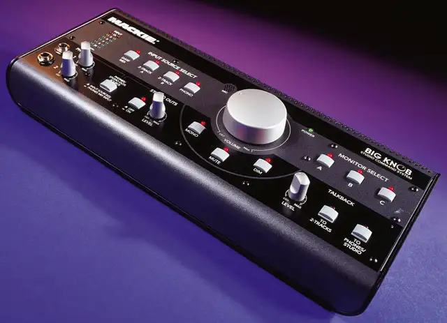 Mackie Big Knob Studio Command Station in Pro Audio & Recording Equipment in Saskatoon - Image 2