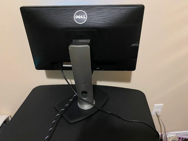 Used 20” Dell P2012Ht LCD Monitor with HDMI for Sale in Monitors in Guelph - Image 3