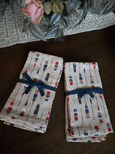 Harman Cloth Napkins - Paddle Design Set of 8, View more