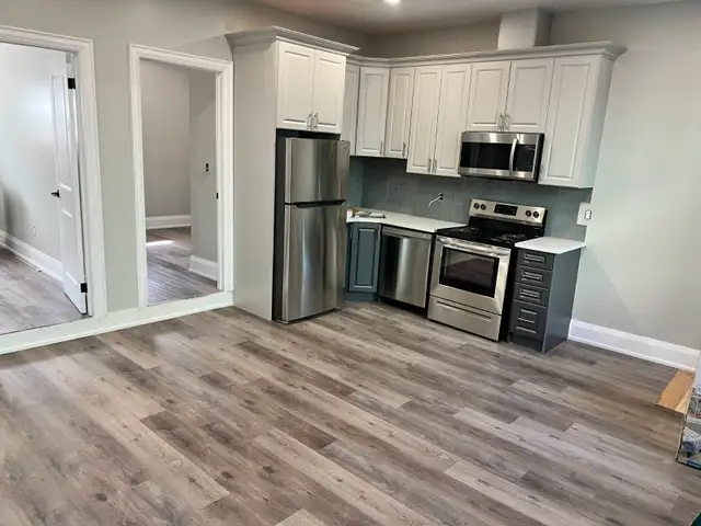 Modern 2 Brdm Apt Downtown Orillia Near Opera House