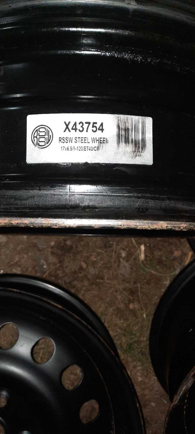 5×120×17 winter rims off a Chevy Equinox like new $150 obo in Tires & Rims in Petawawa - Image 2