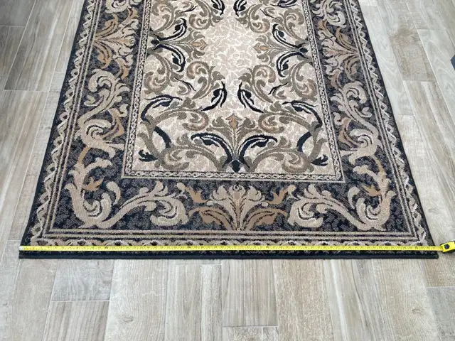 Decorative Area Rug in Rugs, Carpets & Runners in Ottawa - Image 6