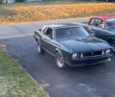 In good shape, kept indoors in the winter, inspected until 2027.