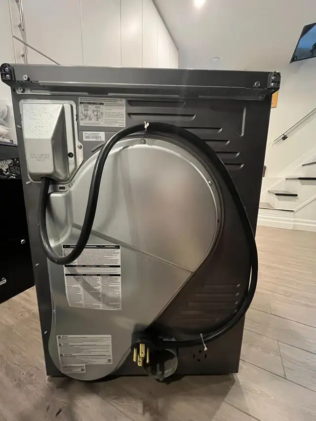 Clothes Dryer Samsung in Washers & Dryers in City of Toronto - Image 5