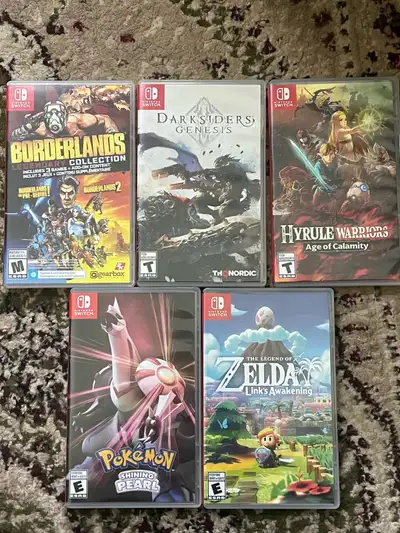 Hello :) Don’t play these anymore so decide to sell them. All games are in perfect condition! Link’s...