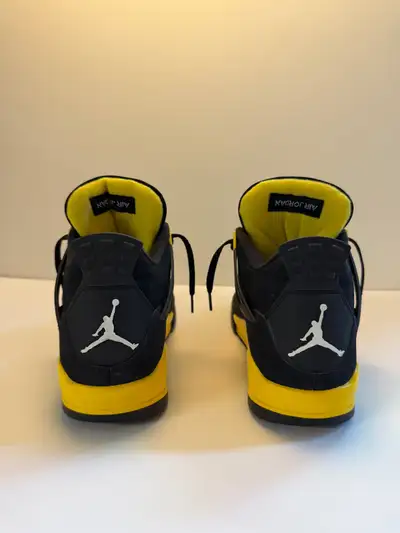 Air Jordan 4 Retro Thunder - size 10, View more