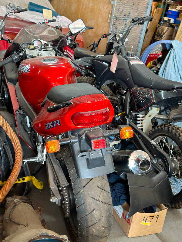 Kawasaki Ninja in Motorcycle Parts & Accessories in Hamilton - Image 2