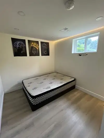 1 Room Available in 2-Bedroom Basement * separate entrance * Separate kitchen * Separate laundry * C...