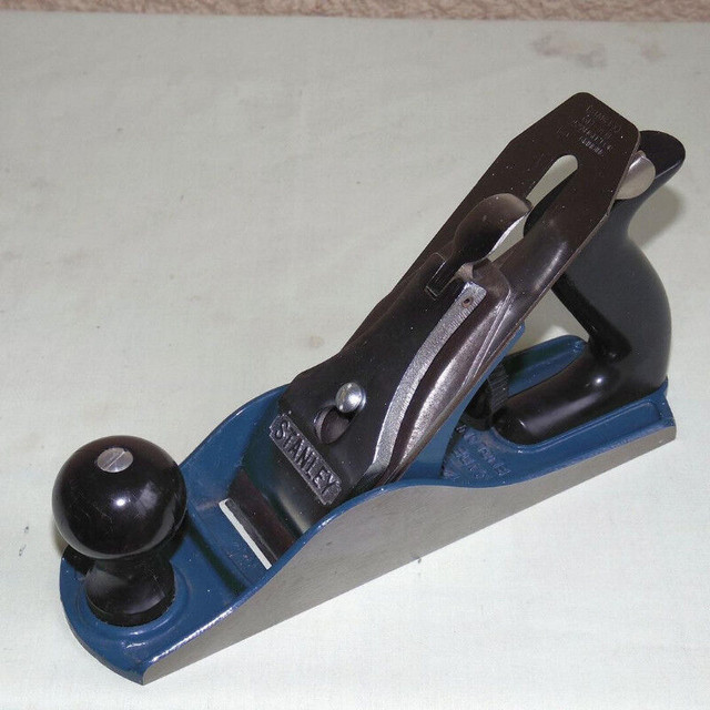 VINTAGE STANLEY 12-204 WOOD SMOOTH PLANE NO 4 SIZE in Hand Tools in Mississauga / Peel Region