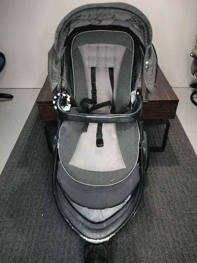 Graco 3-Wheel Stroller - Lightly Used! Take It Today! :) in Strollers, Carriers & Car Seats in North Bay - Image 2