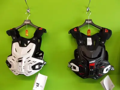 Special Buy on these Leatt 2.5 chest protectors. Choice of White or Black. Size: Small / Med Retail:...