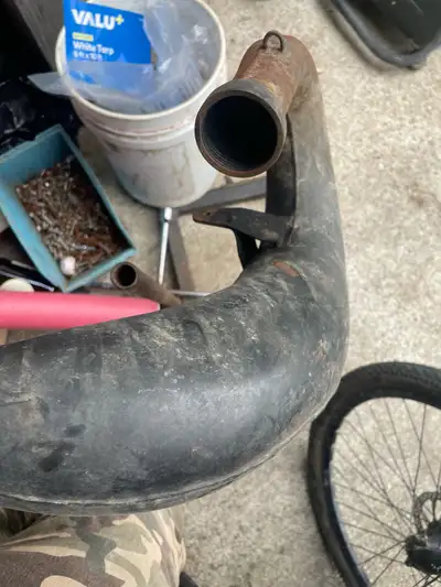 Used fmf fatty pipe. Selling because I like my chrome one better . 60$ ! Fits my 125 yz.