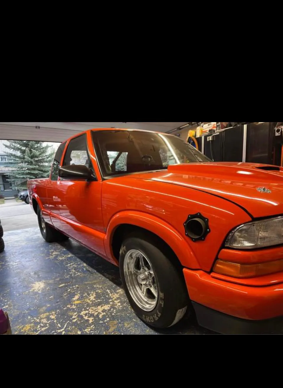 2000 Chevy S-10 race truck