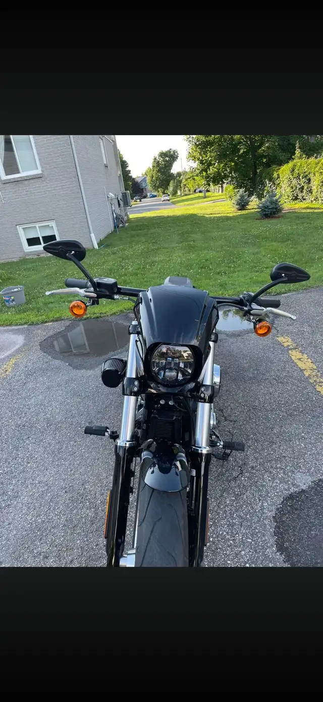 Harley Breakout 2018 négociable in Street, Cruisers & Choppers in Laval / North Shore - Image 10