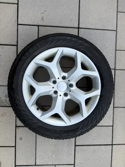 Selling a complete set of 4 winter tires mounted on rims, previously used on a 2016 BMW X3 xDrive28i...