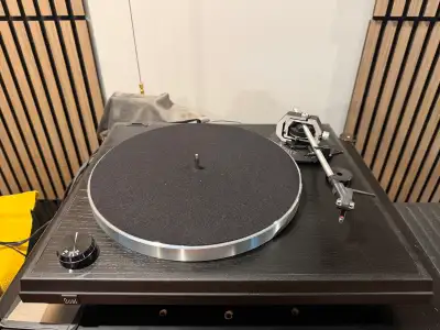 Dual CS750-1 turntable, View more