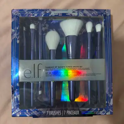 [NEW] e.l.f. 7-Piece Makeup Brush Set Quartz Blue, View more