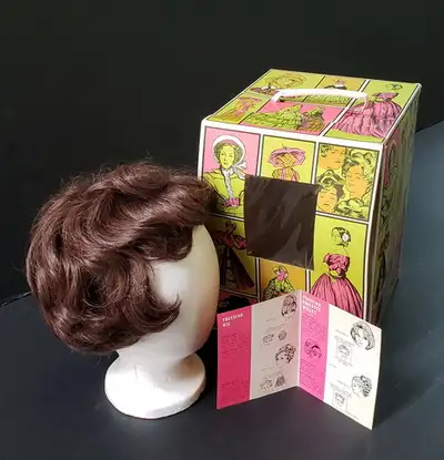 Stylish woman's wig with Styrofoam mannequin head support * in original box with carrying handle * w...