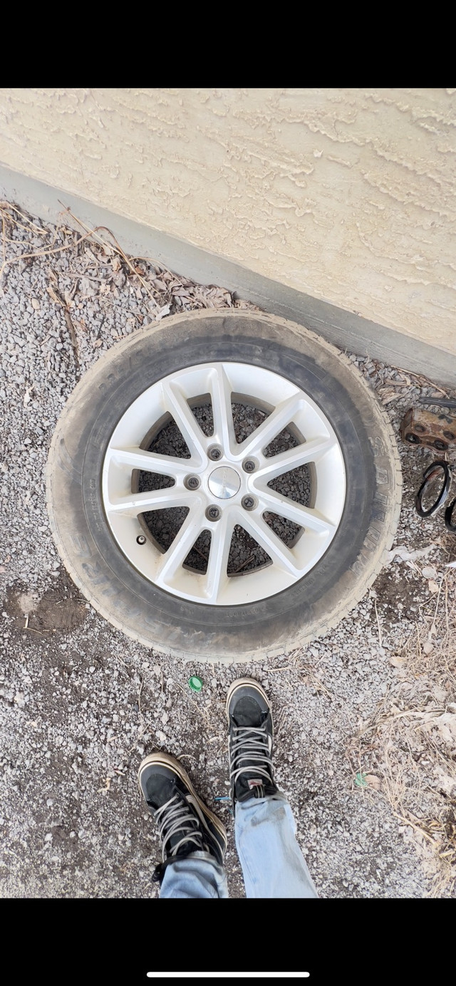 Dodge journey wheels r17 with 255/65R17 in Vehicle Parts, Tires & Accessories in Regina