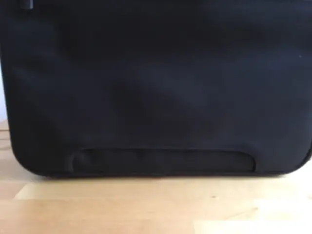 Sac petit portable DELL Small laptop bag in Other in City of Montréal - Image 9