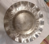 VINTAGE FLORENTINE ALUMINUM TRAY MADE IN CANADA