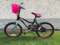 Girl 18 inch Monster High bike 