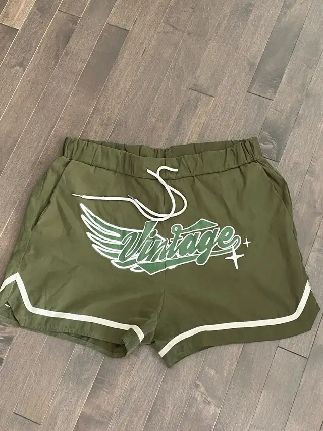 Graphic Men’s Basketball Shorts (Green)63234989137283122