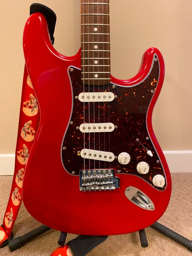 Squier Affinity Stratocaster in Guitars in St. Albert - Image 4