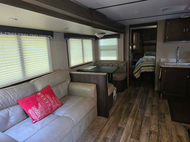 Roulotte Outback ultra light 290 UBU/ 29 pieds/ 2019 dans Caravanes classiques  à Longueuil/Rive Sud - Image 4