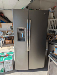 GE fridge 36inch side by side water/ice maker 