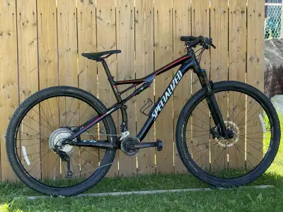 Specialized Epic FSR Comp LIKE NEW 29 whhels , View more