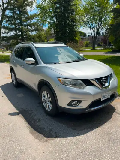 Nissan Rogue AWD for sale in Toronto for personal use