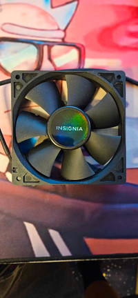 Insignia 120mm fan 4 pin NC-PCF1250