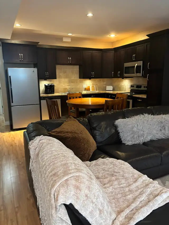 Batchelor Heights   one bedroom furnished suite