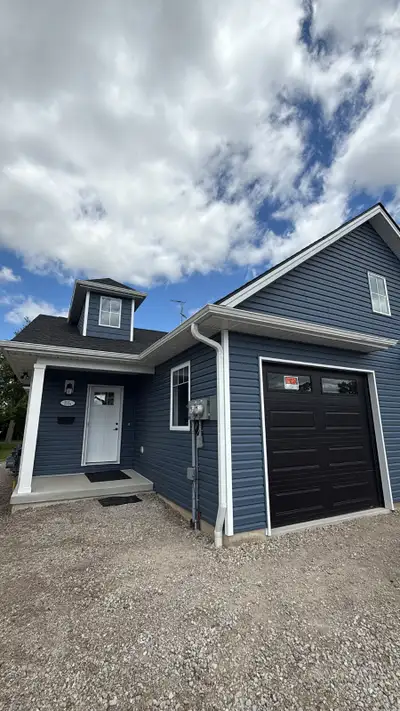 Upper Apartment for Rent in Essex 4 Plex