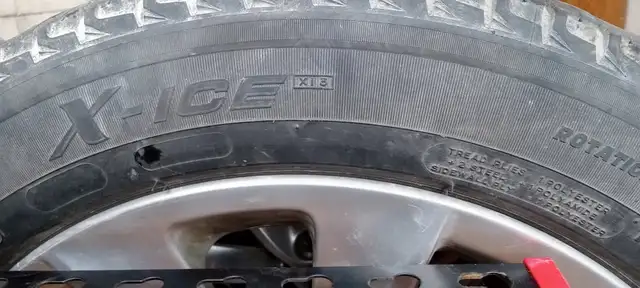 4 BMW RIMS with winters in Tires & Rims in Grand Bend - Image 4