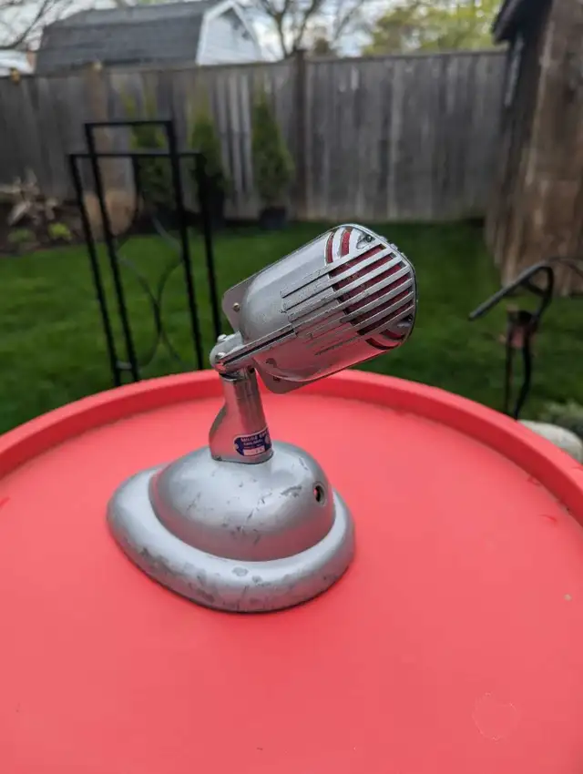 Shure vintage microphones 708A in Pro Audio & Recording Equipment in Hamilton - Image 7