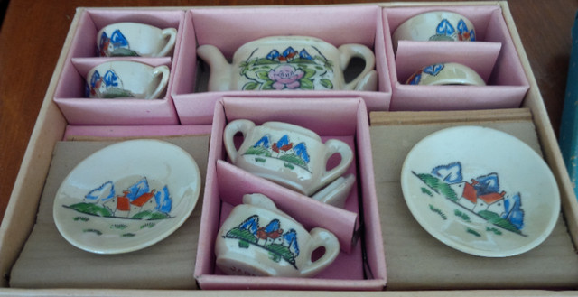 Small Toy China 4-Place Tea Setting, Made in Japan, NIB in Arts & Collectibles in Stratford - Image 3