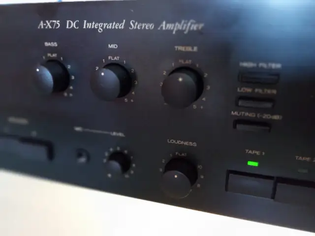 Amplificateur TEAC restauré. Un an de garantie! in Stereo Systems & Home Theatre in Québec City - Image 5