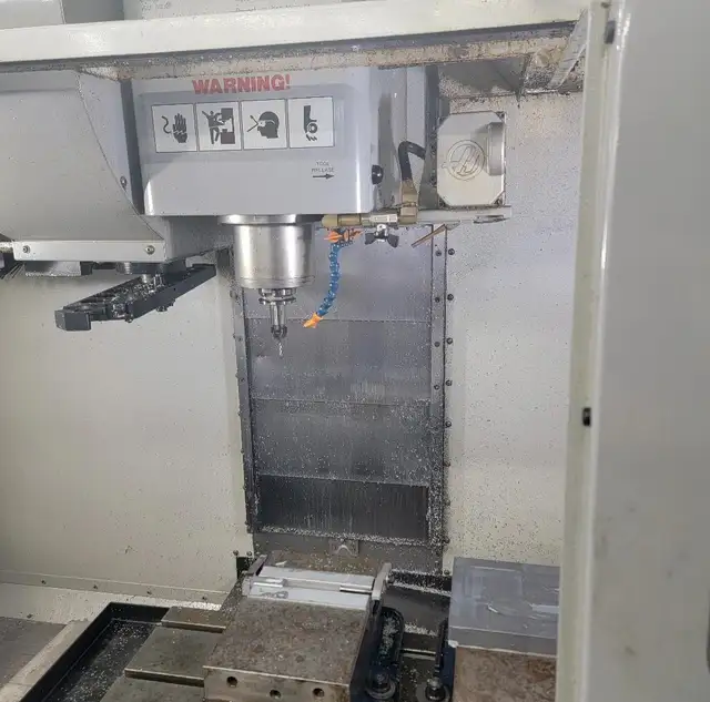 2008 HAAS VF-2 in Other Business & Industrial in Mississauga / Peel Region - Image 5