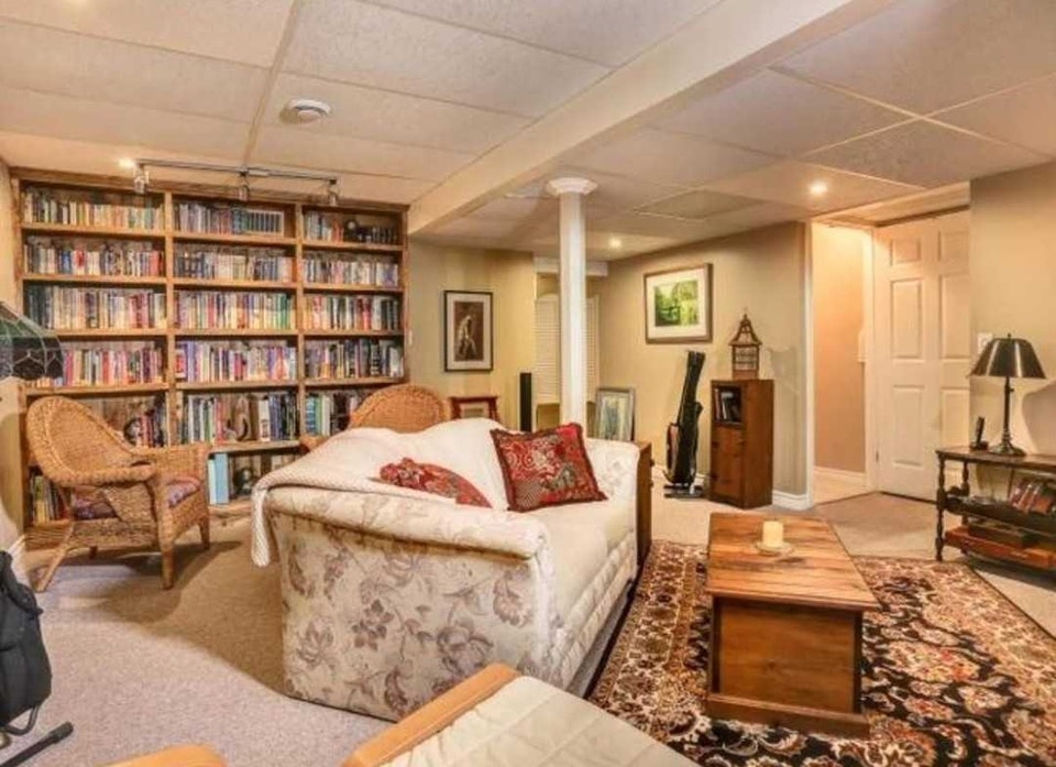 3 bedroom house available for rent in Cobourg,ON 5