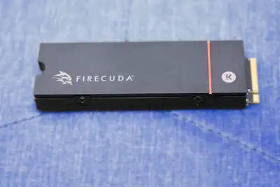 Firecuda 530 1TB SSD gaming pc hard drive with heatsink, View more