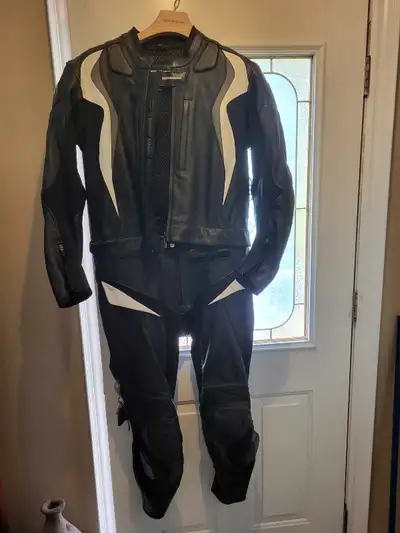 Bmw leather motorcycle suit