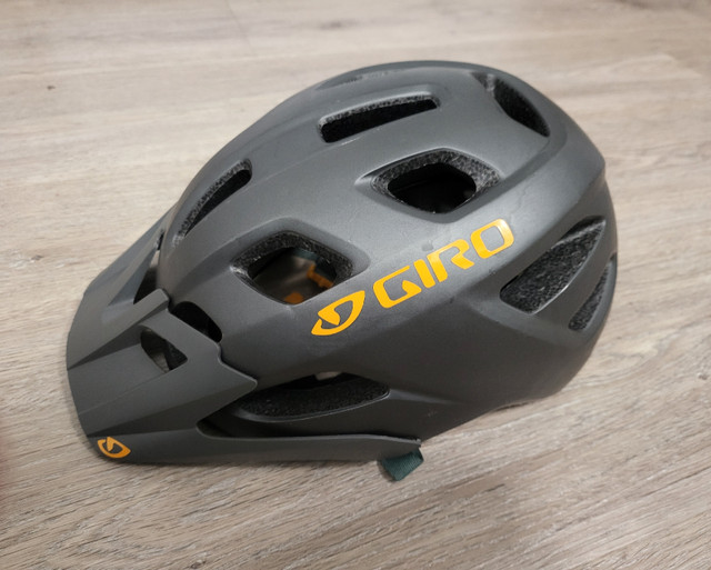 Hiboy Max Pro + Free Gyro Helmet  in eBike in Victoria - Image 2