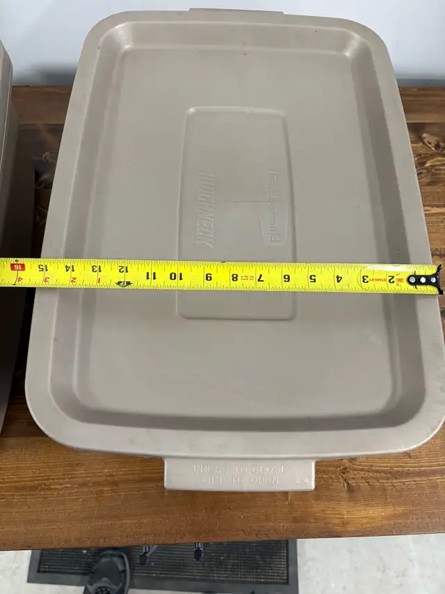 2 Roughneck Rubbermaid Totes in Storage & Organization in St. Albert - Image 4