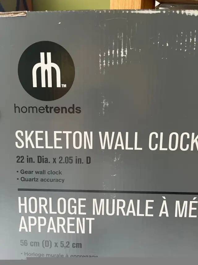Skeleton wall clock in Home Décor & Accents in Markham / York Region - Image 4