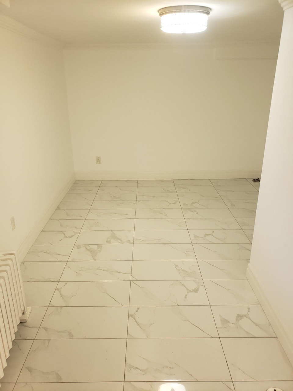 High Park Apartment For Rent !! 3