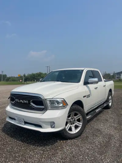 2016 Ram 1500 EcoDiesel Limited 4x4 3.0L EcoDiesel V6 - Safetied - clean tittle - 8-Speed Automatic...